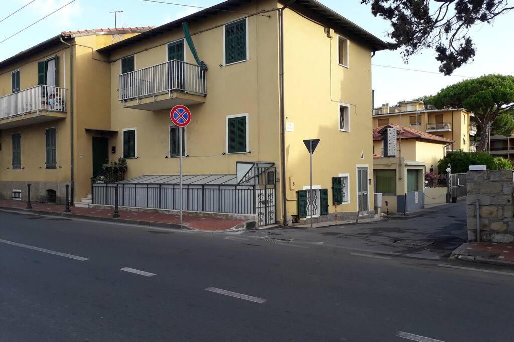 Ferienwohnung Esclusivo Per Due Bordighera Exterior foto